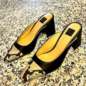 COPY - WHBM Women’s Leather Snakeskin Embossed Slip on Heeled Shoes.